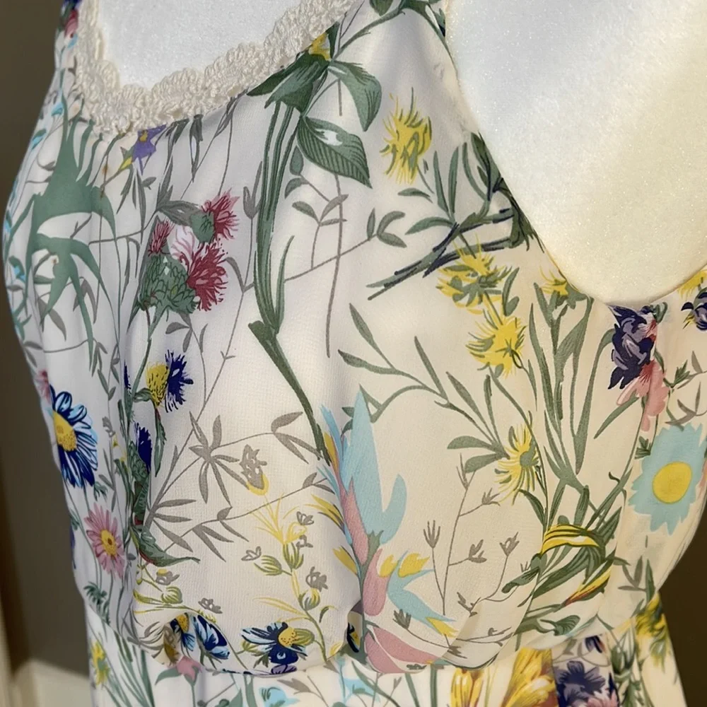 Women Best Society Patterned Maxi Dress - Picture 5 of 7